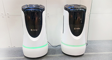 robot_exhibitor_05